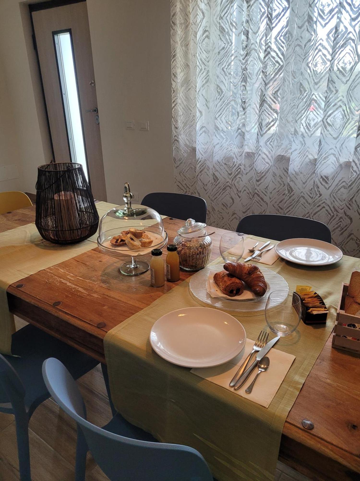 Guest House Romana Vecchia Monticchio  ภายนอก รูปภาพ